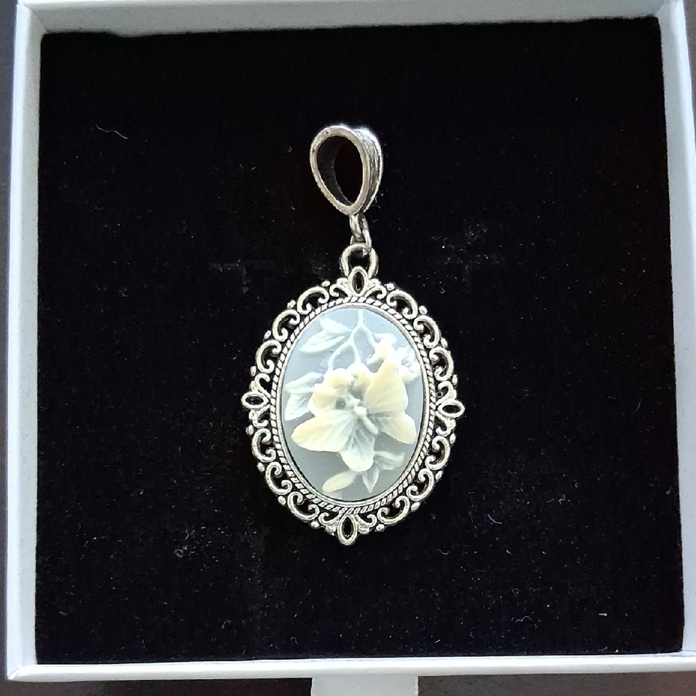 Silver Butterfly And Floral Cameo Pendant